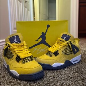 Jordan 4 Lightening